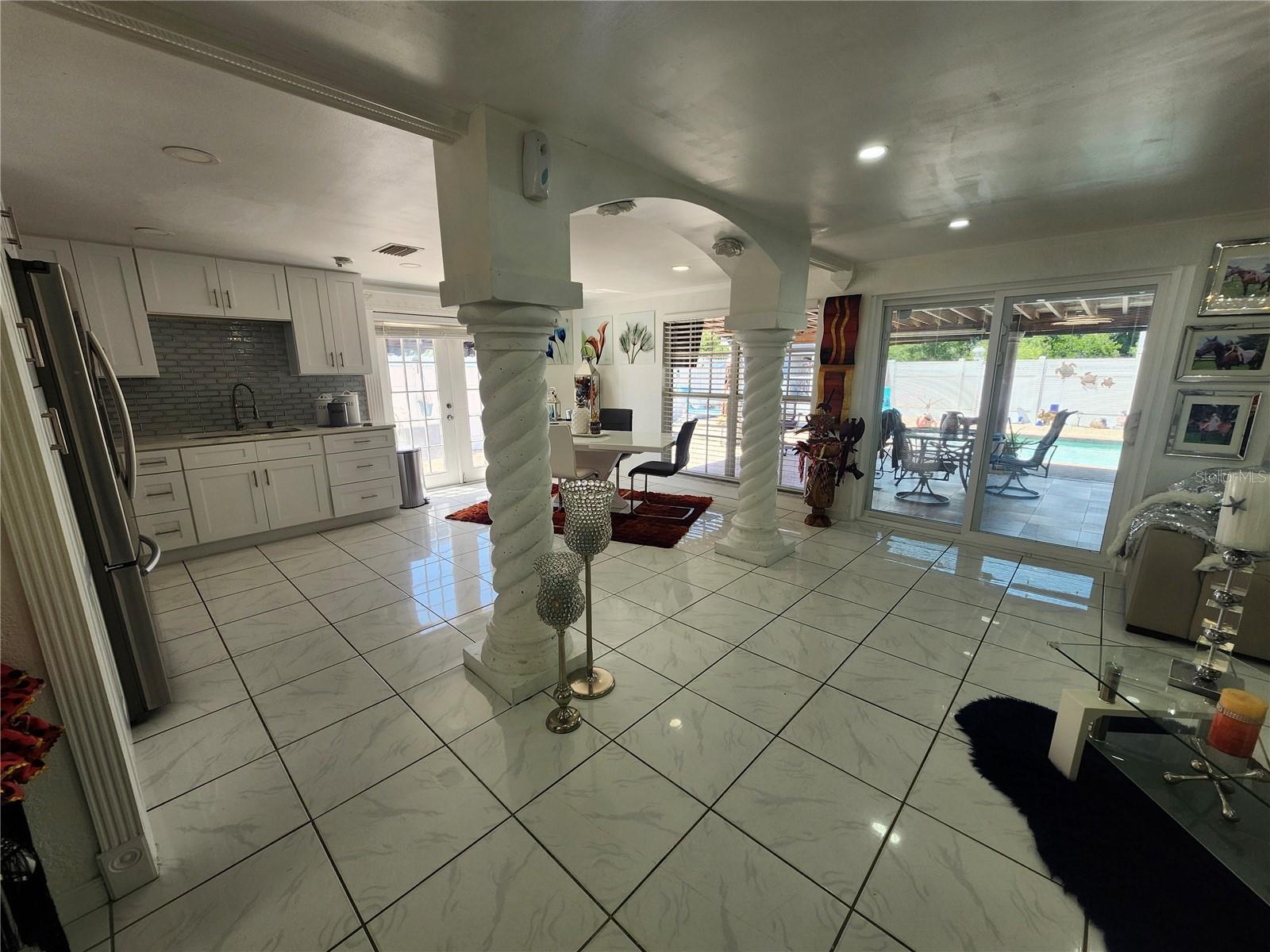 Image 9 of 55 For 7023 Fountain Avenue