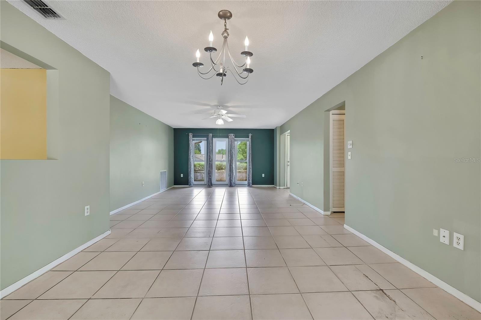 Image 11 of 54 For 338 Killinger Avenue