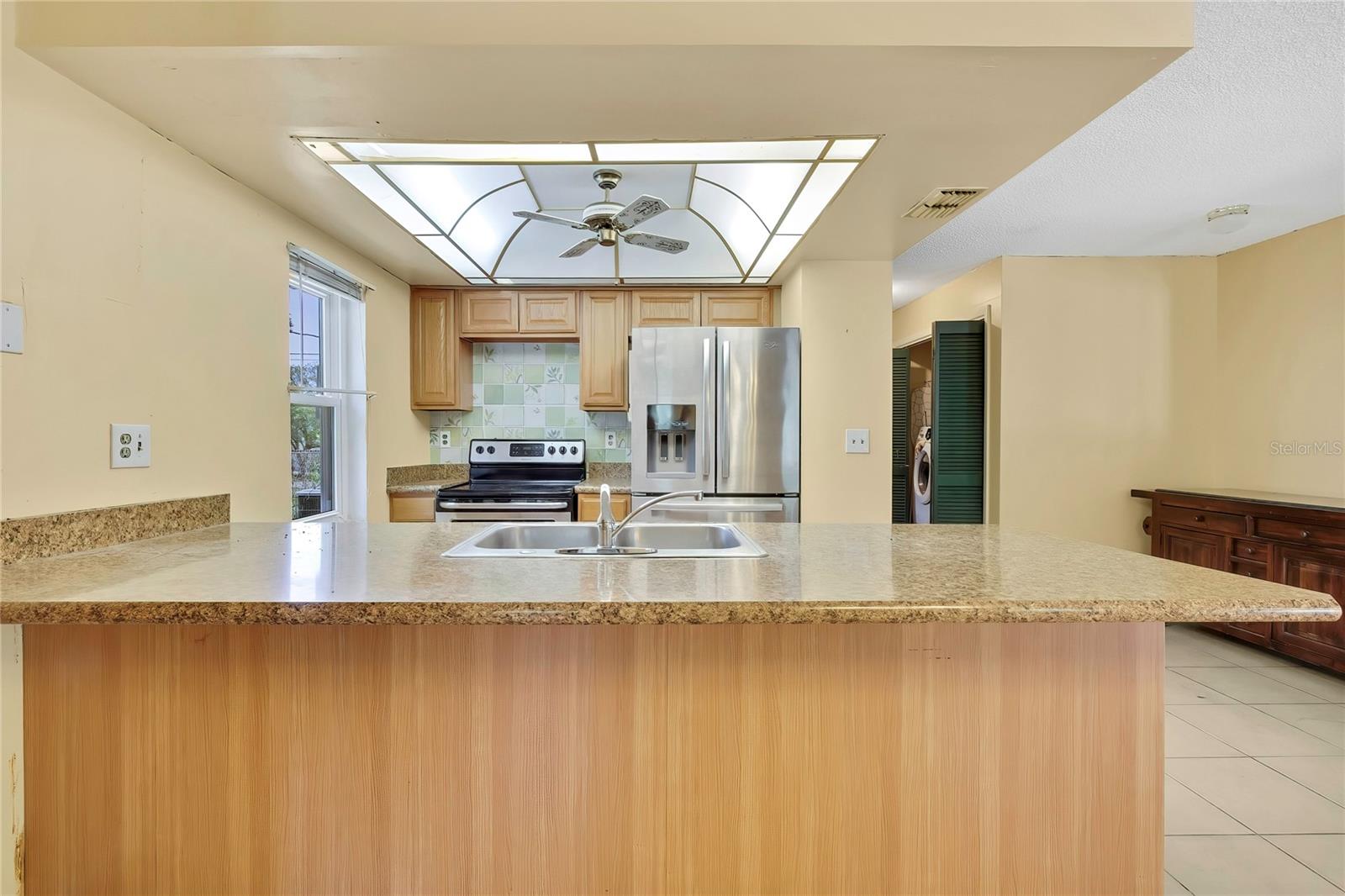 Image 18 of 54 For 338 Killinger Avenue