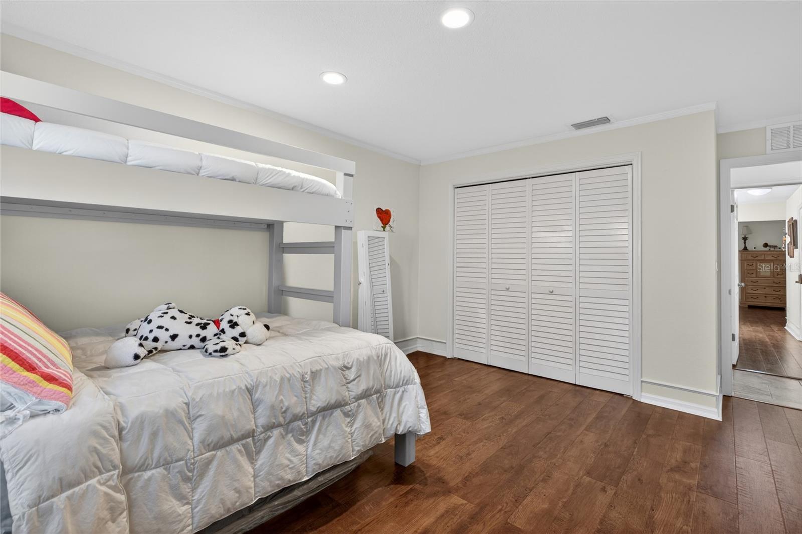 Image 21 of 94 For 3026 Lake Padgett Drive