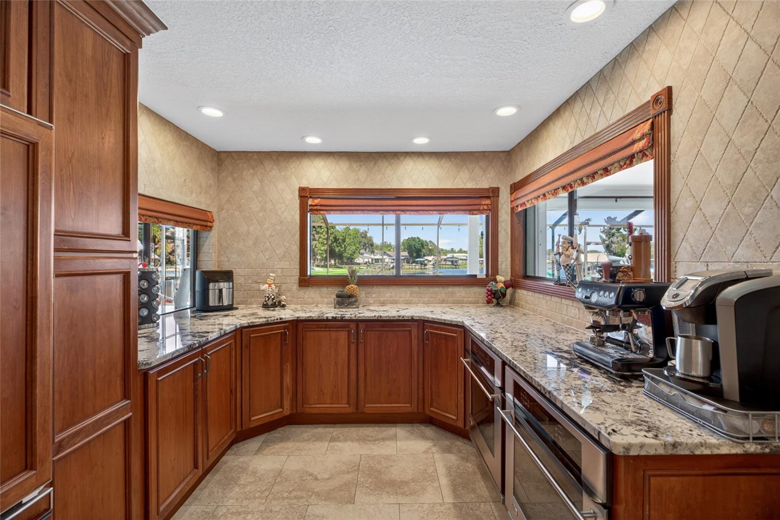 Image 31 of 94 For 3026 Lake Padgett Drive