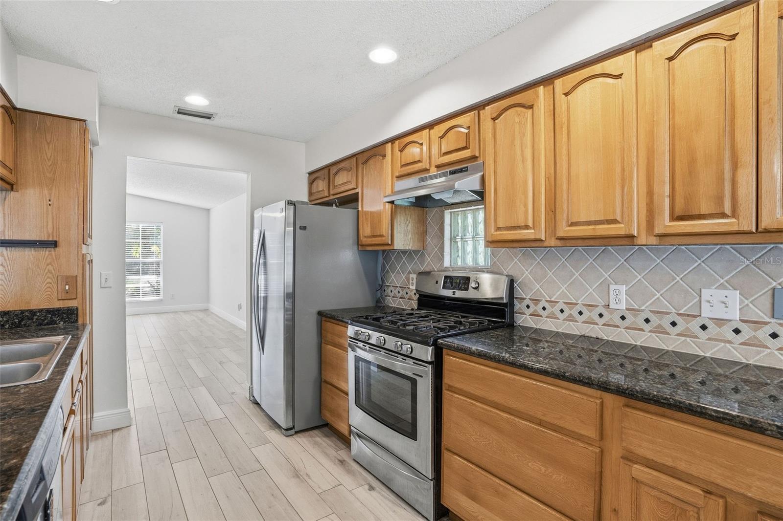 Image 10 of 32 For 12301 Memorial Highway