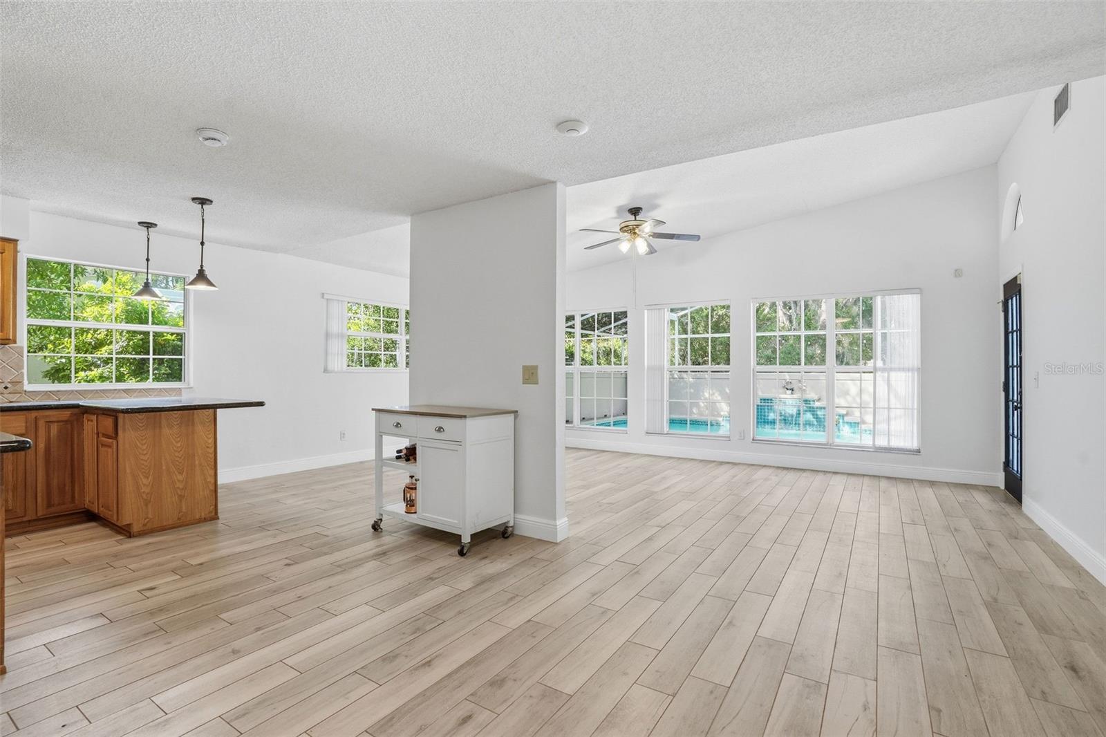 Image 7 of 32 For 12301 Memorial Highway