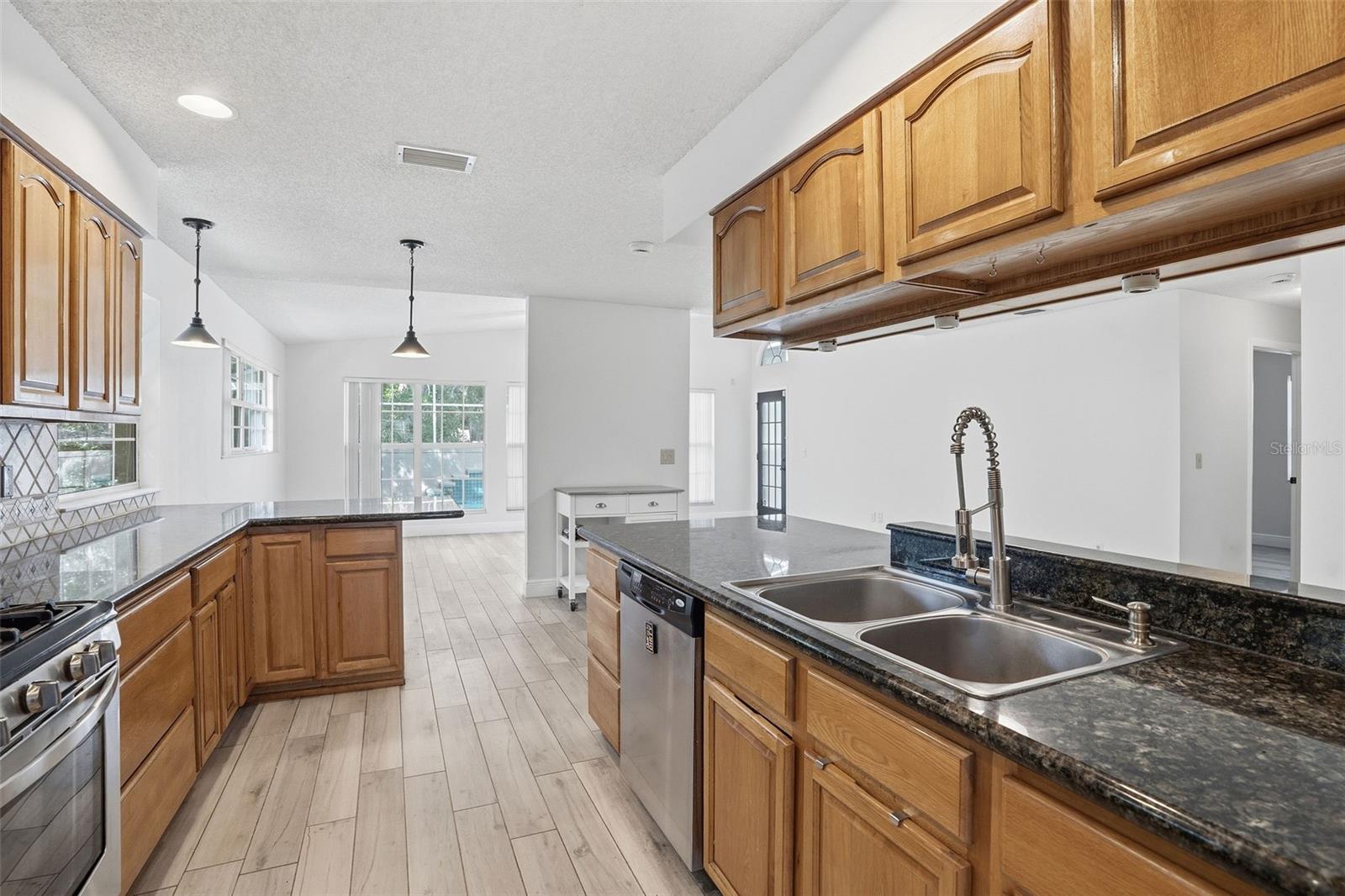 Image 8 of 32 For 12301 Memorial Highway