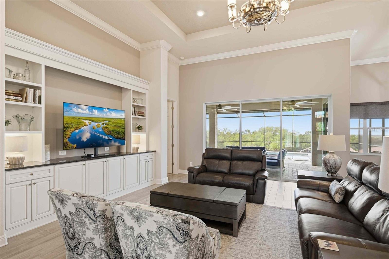 Image 12 of 100 For 2210 Peakview Loop