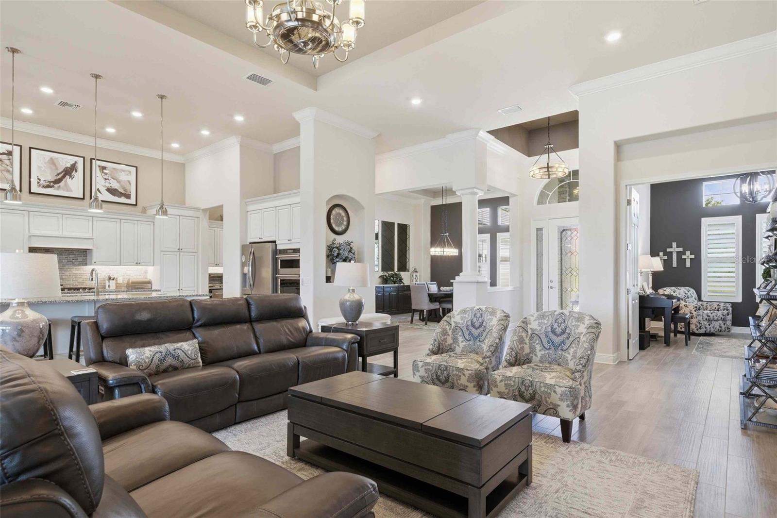 Image 14 of 100 For 2210 Peakview Loop