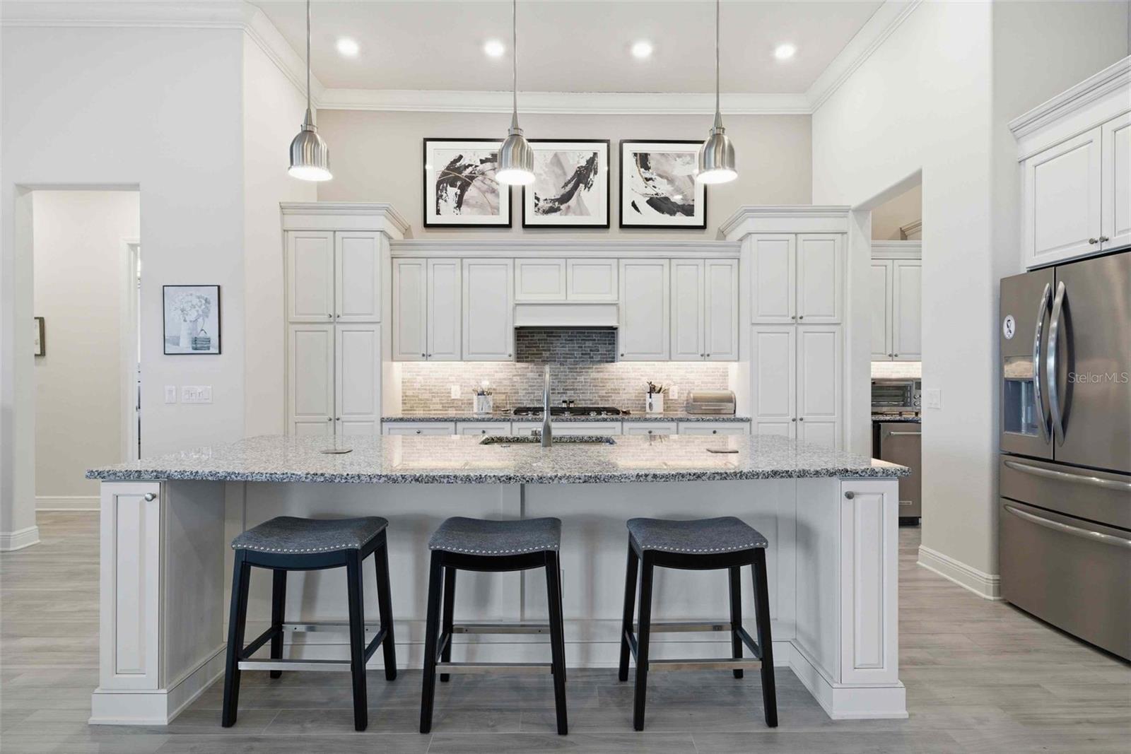 Image 23 of 100 For 2210 Peakview Loop