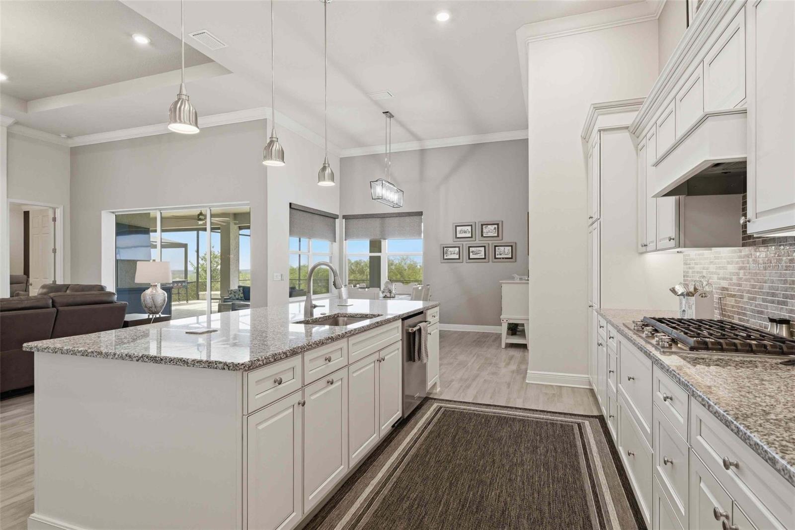 Image 25 of 100 For 2210 Peakview Loop