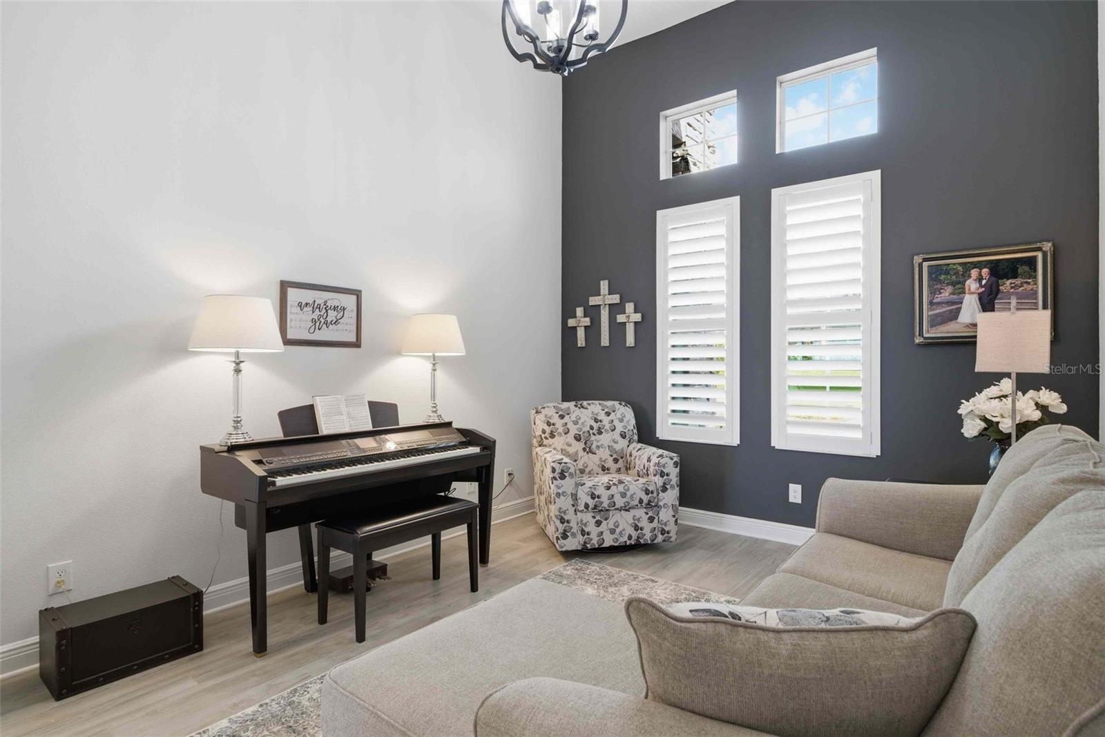 Image 40 of 100 For 2210 Peakview Loop