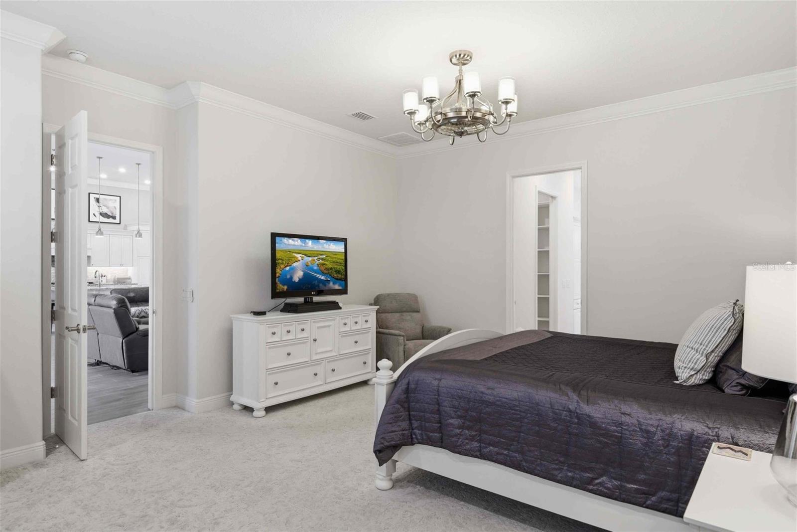 Image 43 of 100 For 2210 Peakview Loop