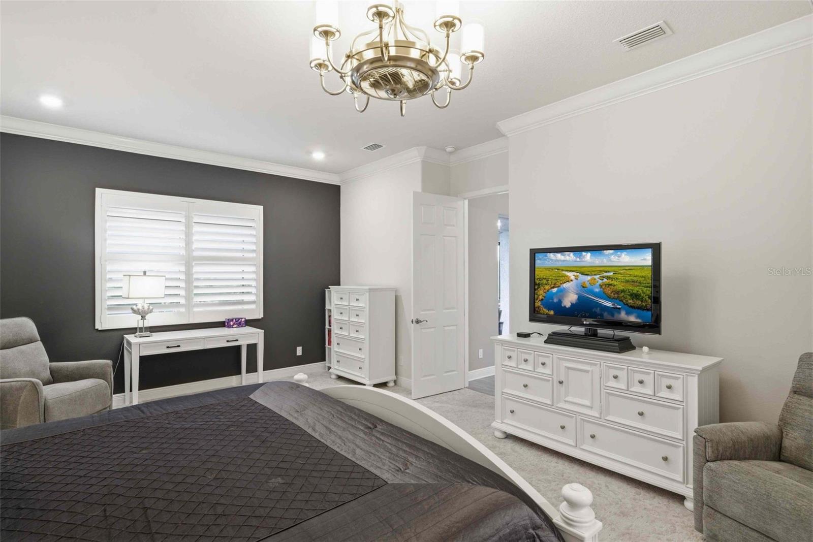 Image 44 of 100 For 2210 Peakview Loop