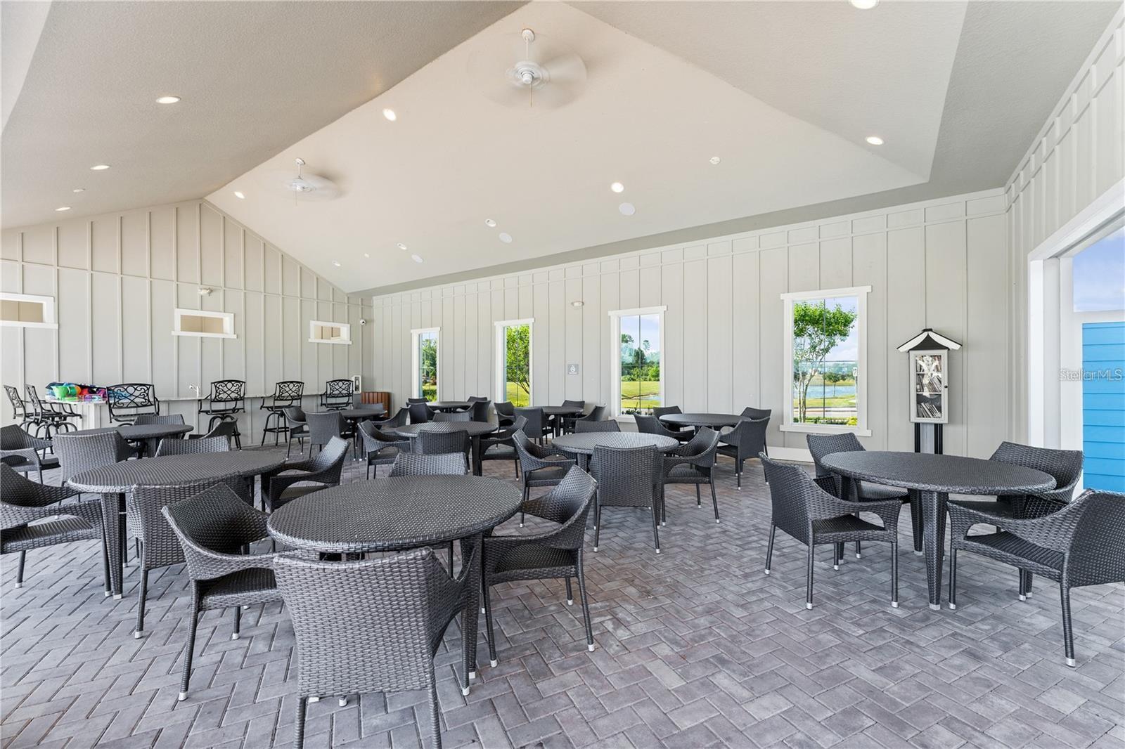 Image 44 of 54 For 3005 Suncoast Blend Drive