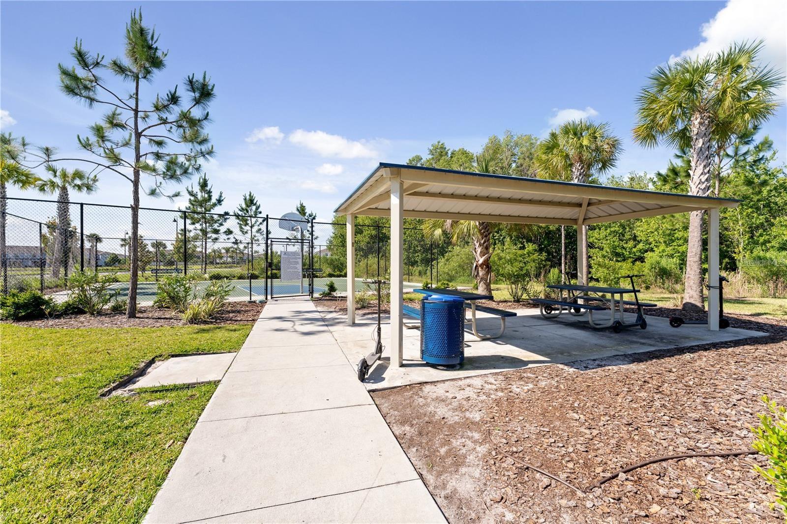 Image 49 of 54 For 3005 Suncoast Blend Drive