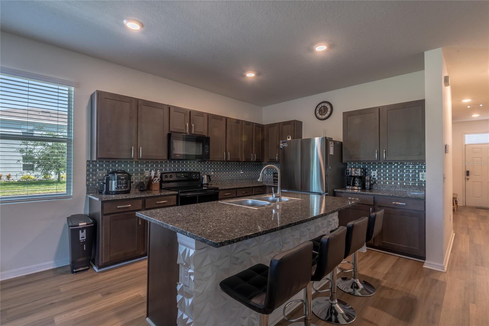 Image 7 of 54 For 3005 Suncoast Blend Drive