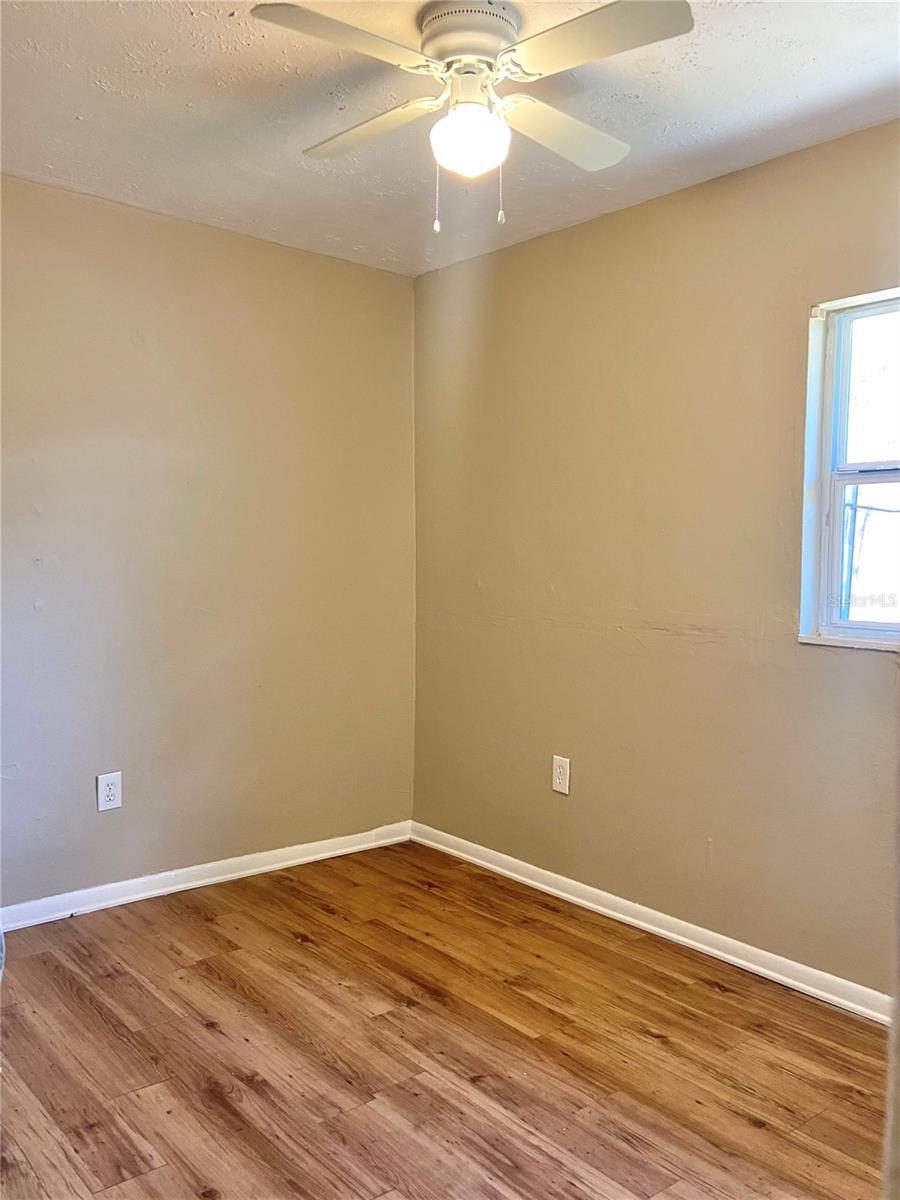 Image 5 of 8 For 2531 Cherry Street D