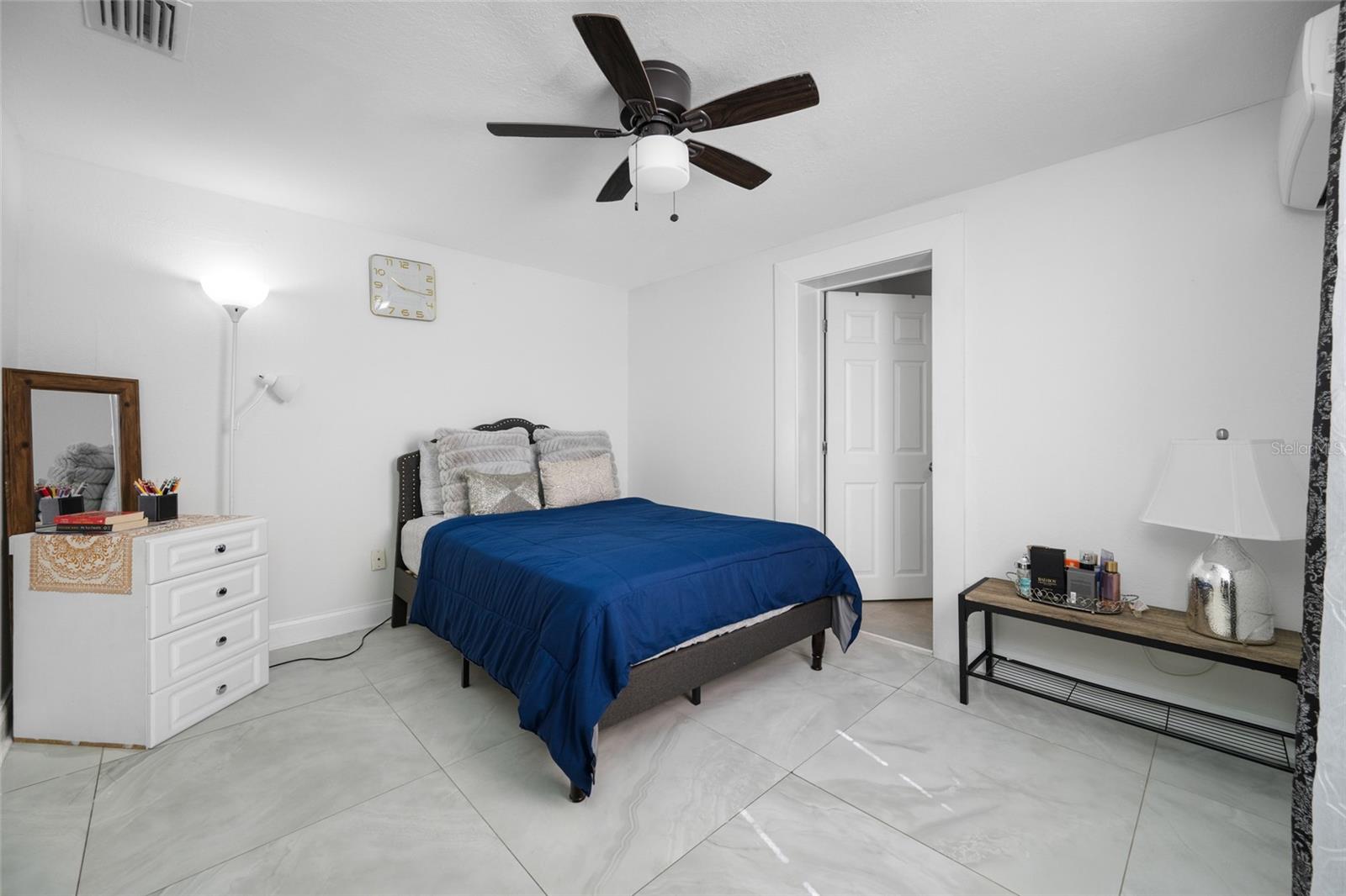 Image 36 of 45 For 6017 Fern Street