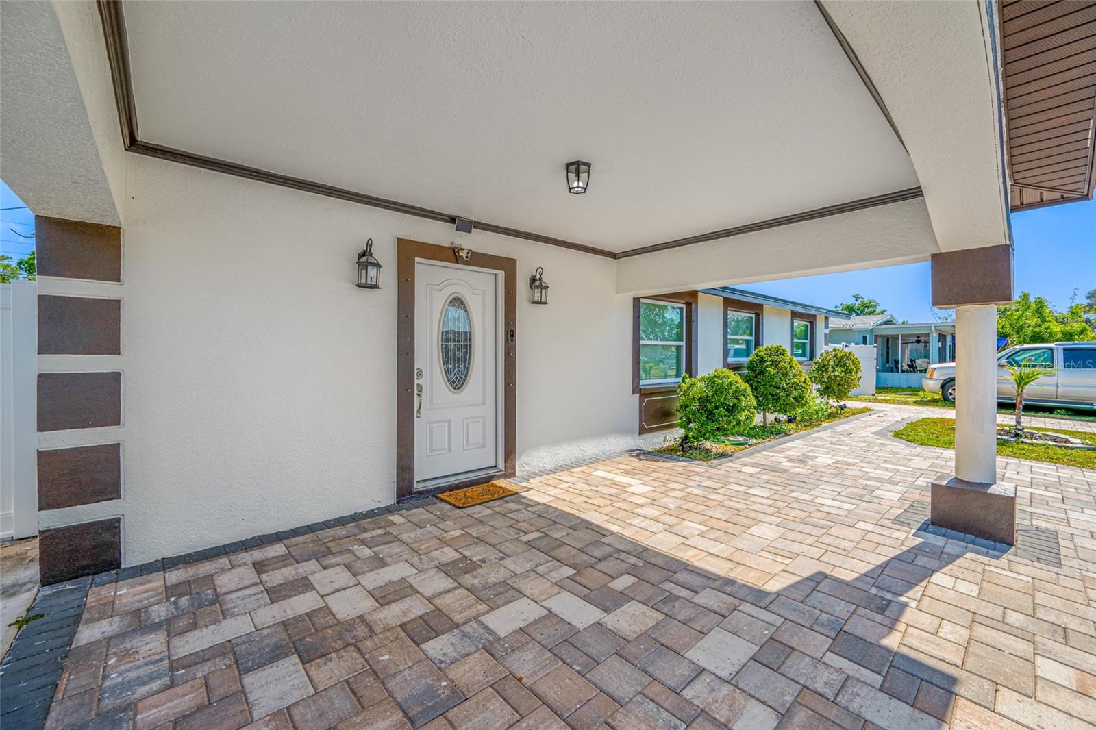 Image 4 of 45 For 6017 Fern Street