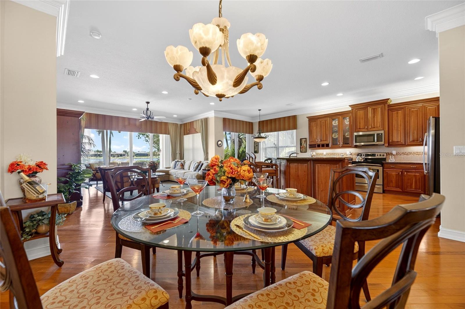 Image 12 of 70 For 4922 Sapphire Sound Drive