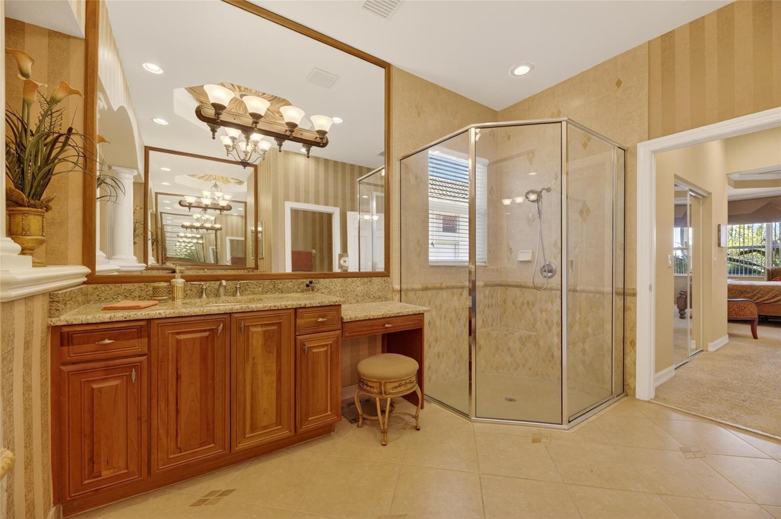 Image 28 of 70 For 4922 Sapphire Sound Drive