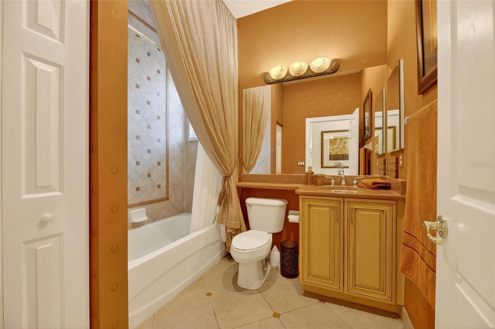 Image 31 of 70 For 4922 Sapphire Sound Drive