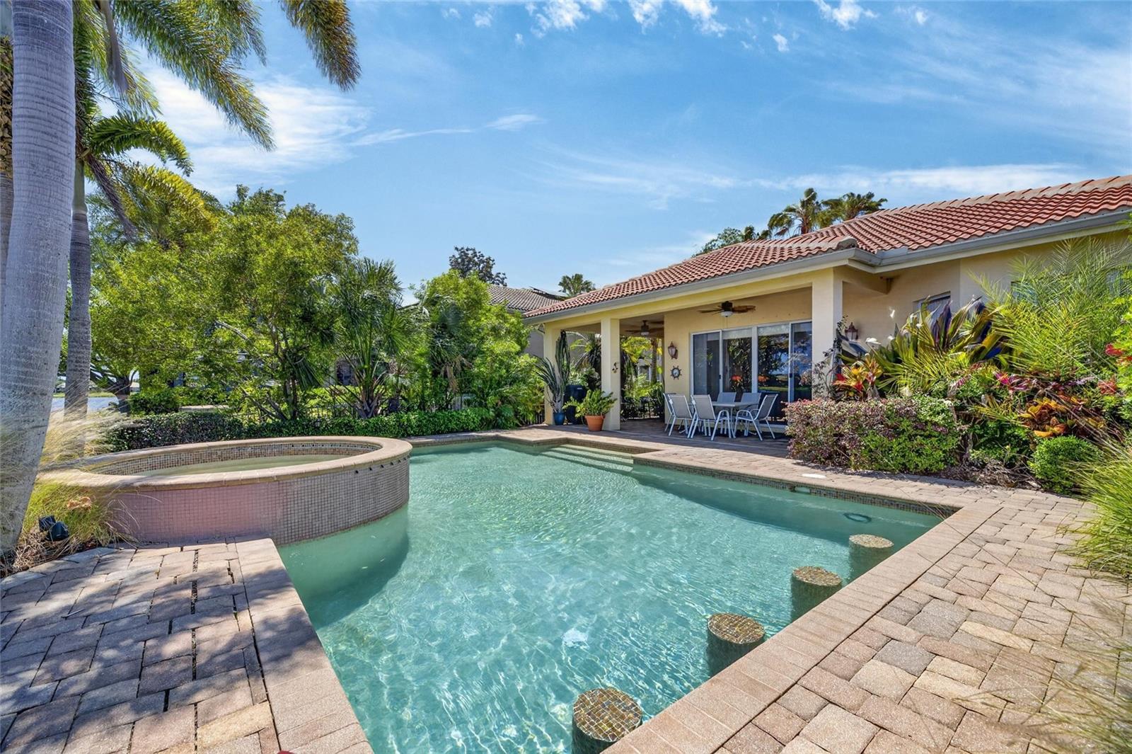 Image 47 of 70 For 4922 Sapphire Sound Drive