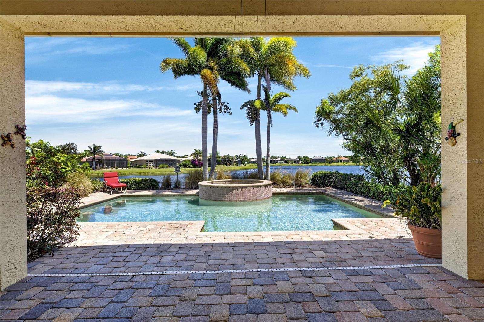 Image 50 of 70 For 4922 Sapphire Sound Drive