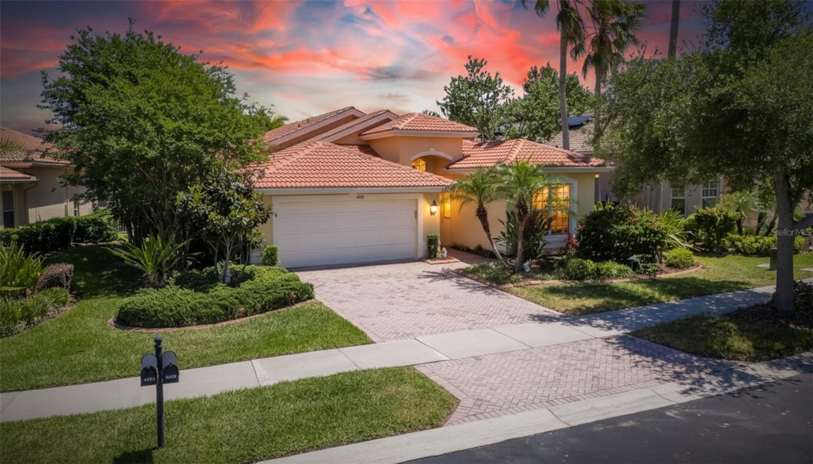 Image 65 of 70 For 4922 Sapphire Sound Drive