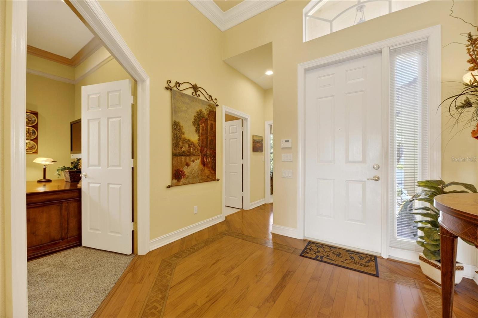 Image 9 of 70 For 4922 Sapphire Sound Drive