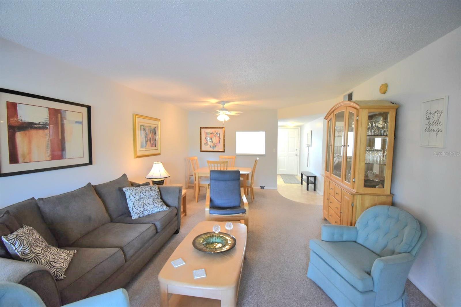 Image 13 of 22 For 936 Virginia Street 206