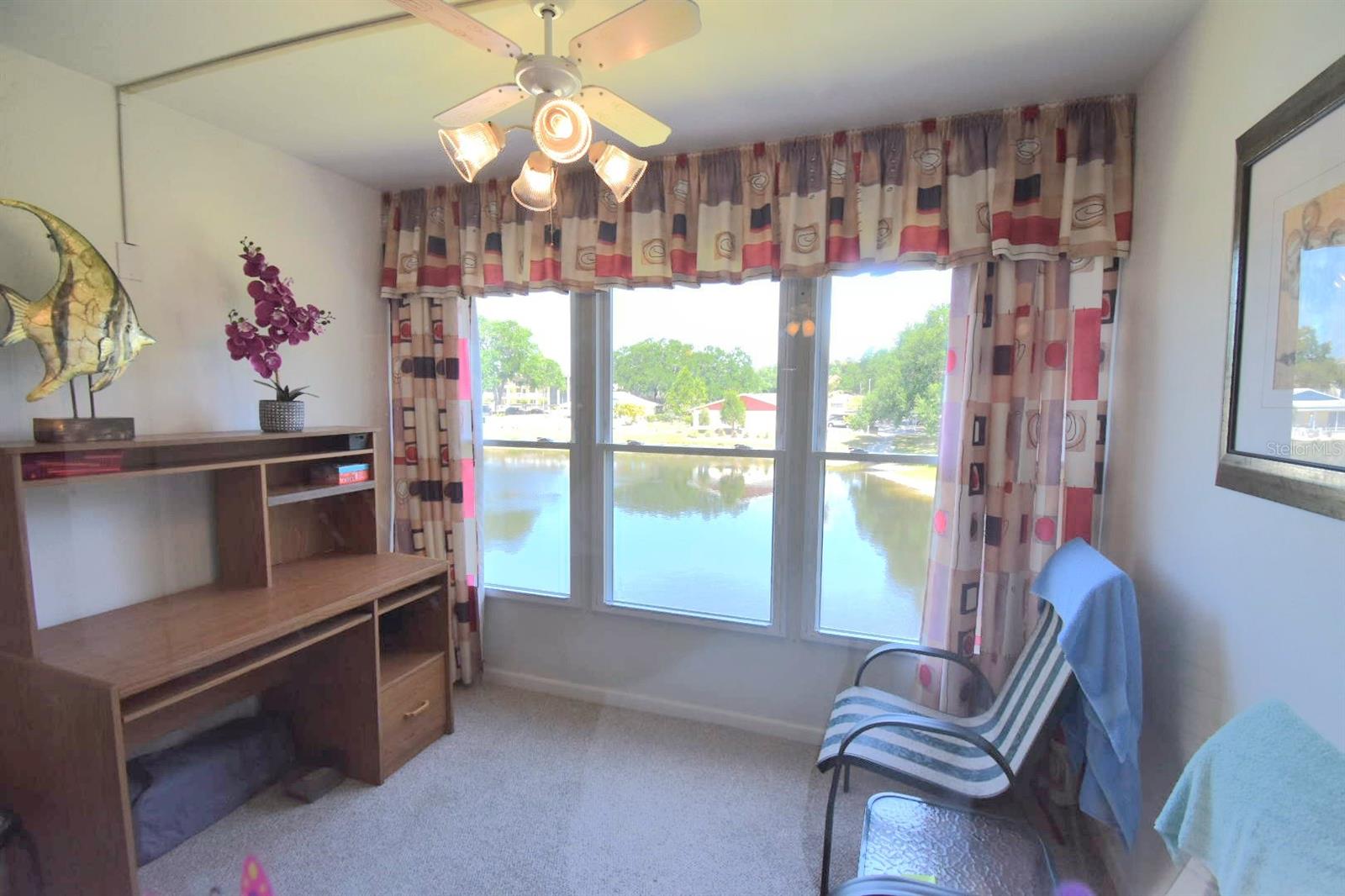 Image 14 of 22 For 936 Virginia Street 206