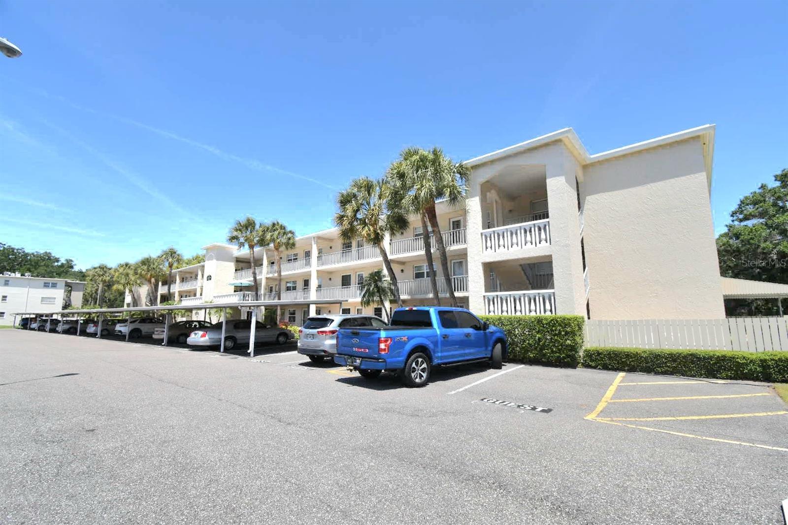 Image 3 of 22 For 936 Virginia Street 206