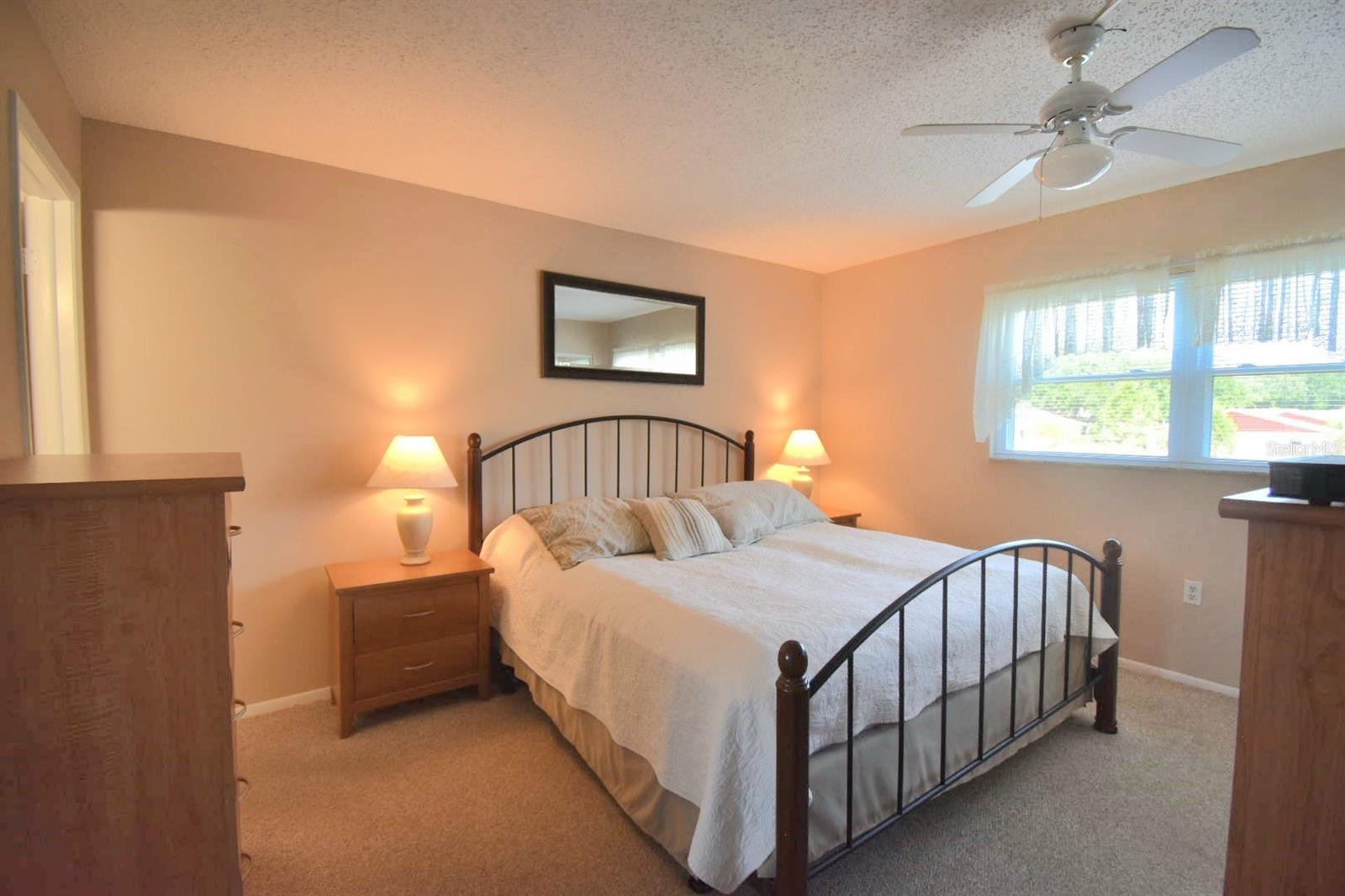 Image 9 of 22 For 936 Virginia Street 206