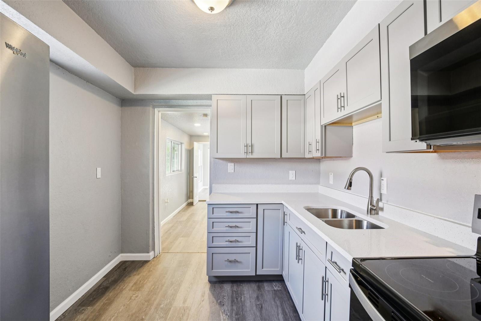 Image 5 of 19 For 1911 22nd Avenue S