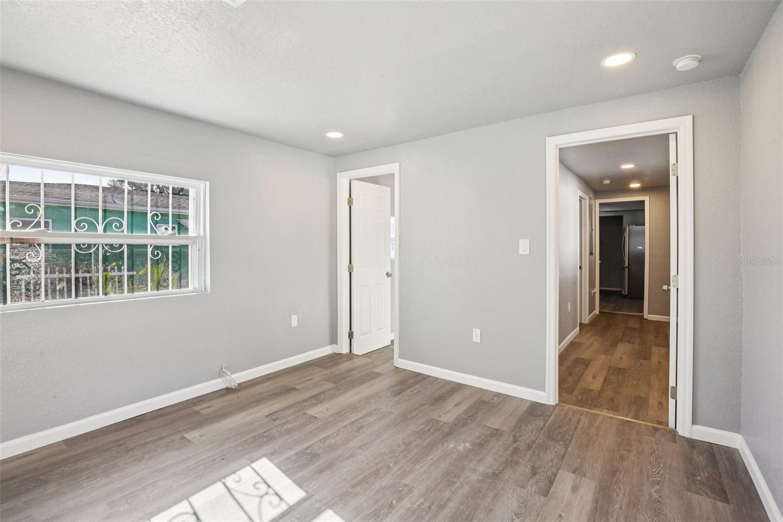 Image 7 of 19 For 1911 22nd Avenue S