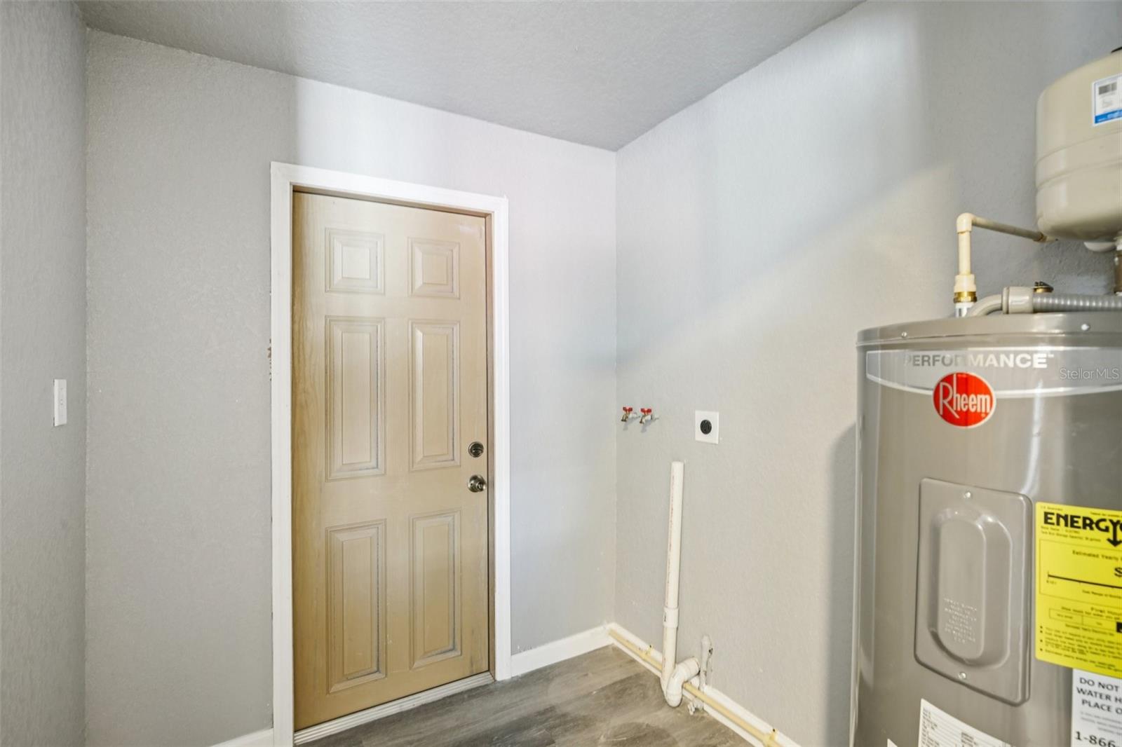 Image 9 of 19 For 1911 22nd Avenue S