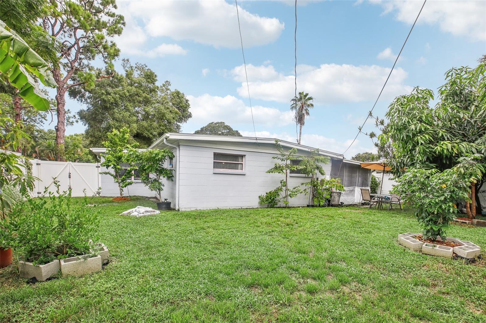 Image 18 of 20 For 10821 105th Street