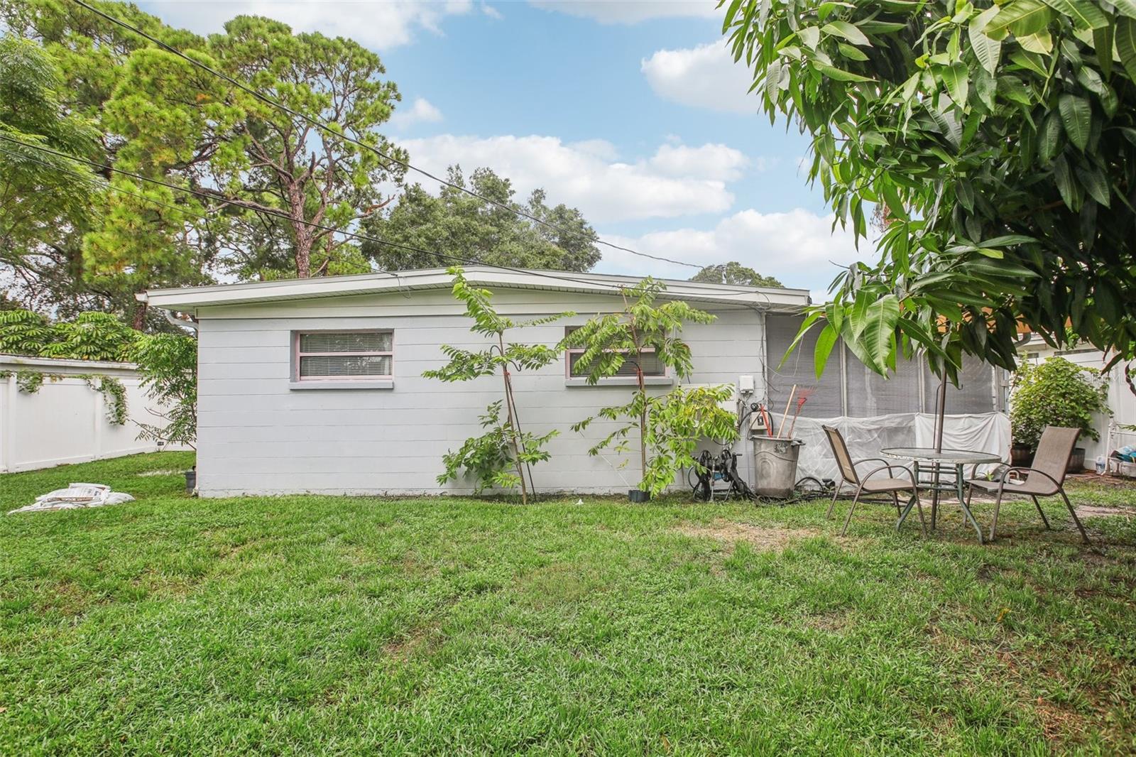 Image 19 of 20 For 10821 105th Street