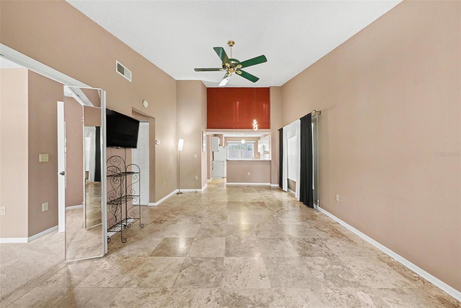 Image 10 of 26 For 7816 Hardwick Drive 1011