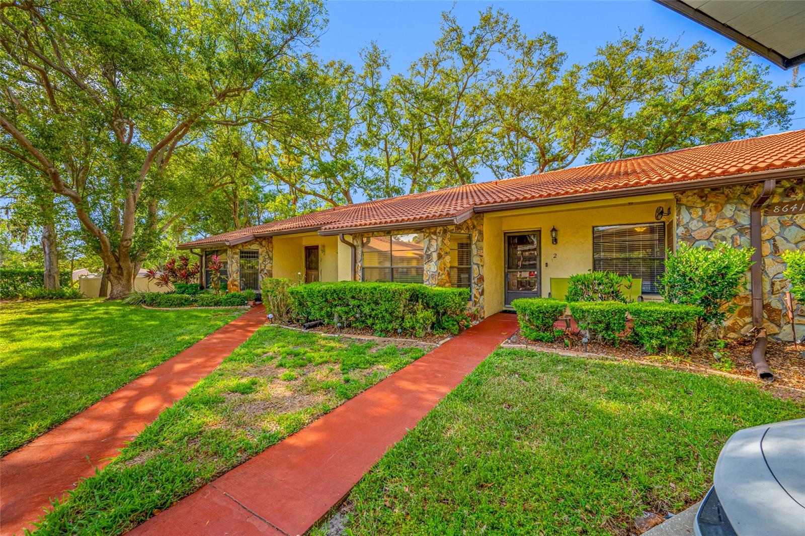 Image 4 of 56 For 8641 Shadblow Court 2