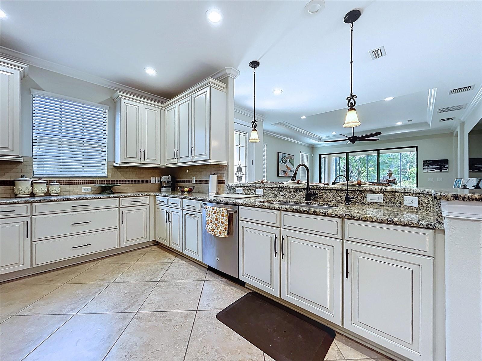 Image 13 of 60 For 5102 Savona Run