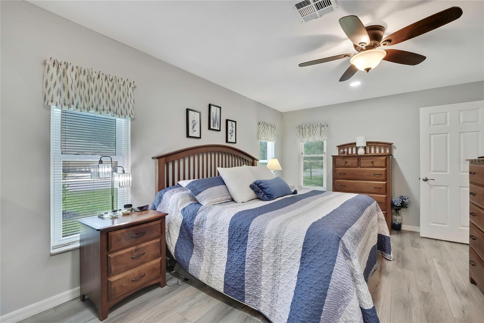 Image 19 of 39 For 6405 Wedgewood Drive