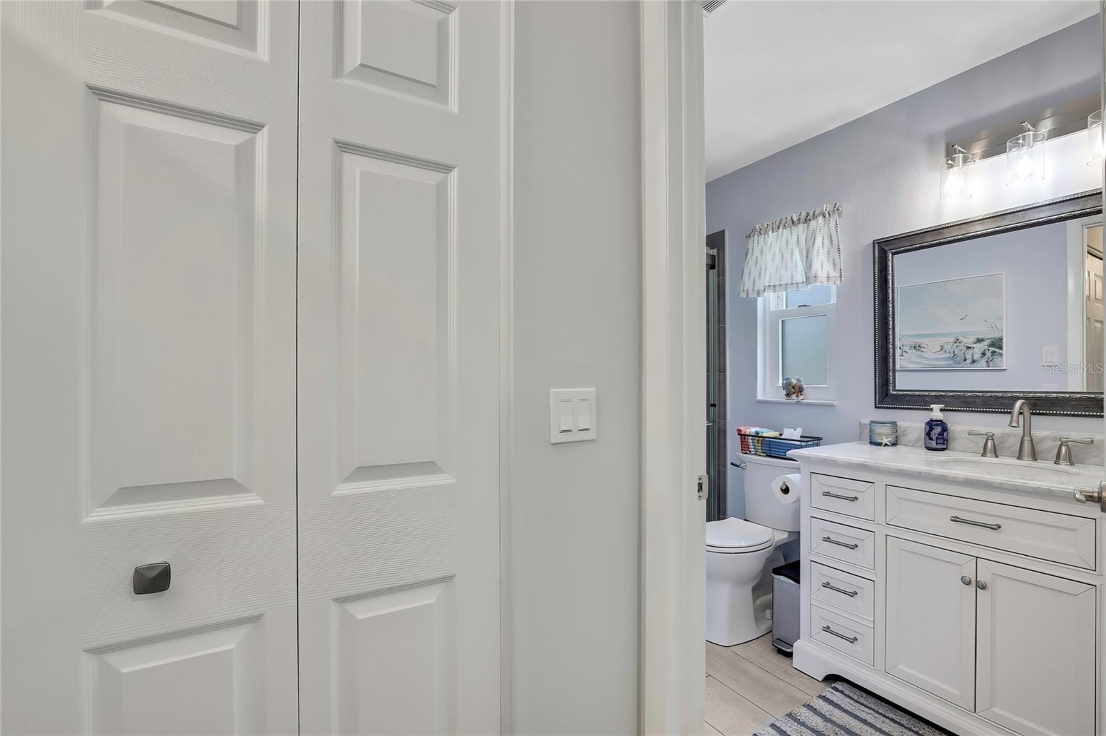 Image 21 of 39 For 6405 Wedgewood Drive