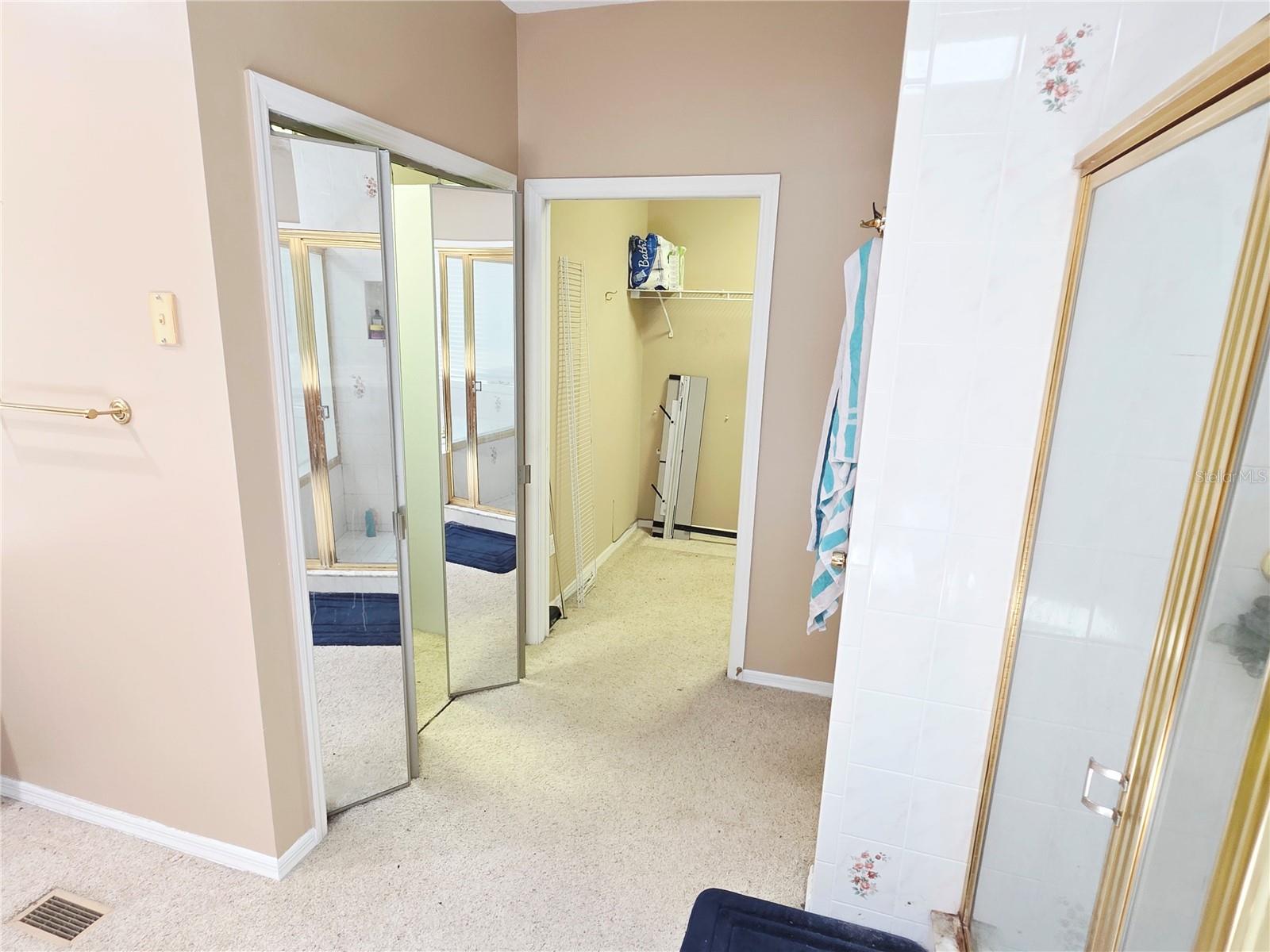 Image 33 of 60 For 2975 Withlacoochee Trail