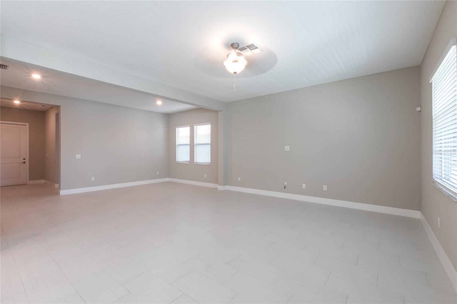 Image 10 of 36 For 7714 Faul Street