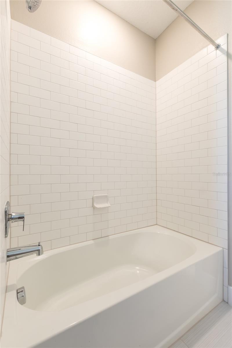 Image 21 of 36 For 7714 Faul Street