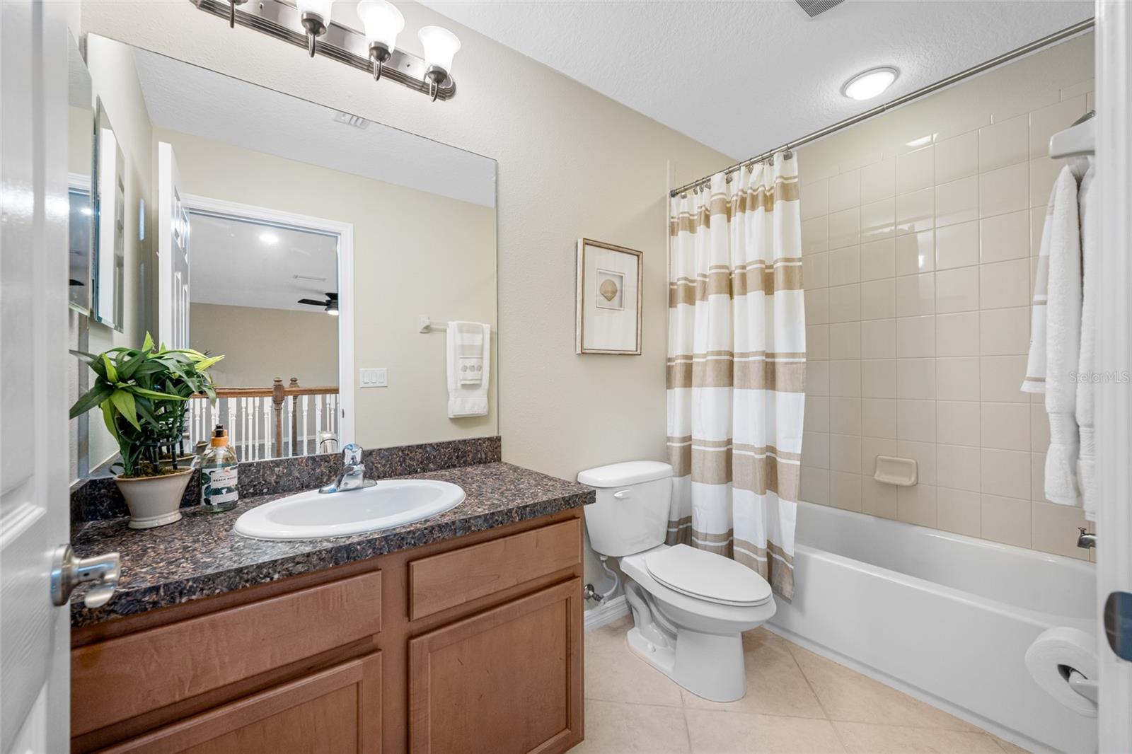 Image 46 of 59 For 2527 Silverback Court