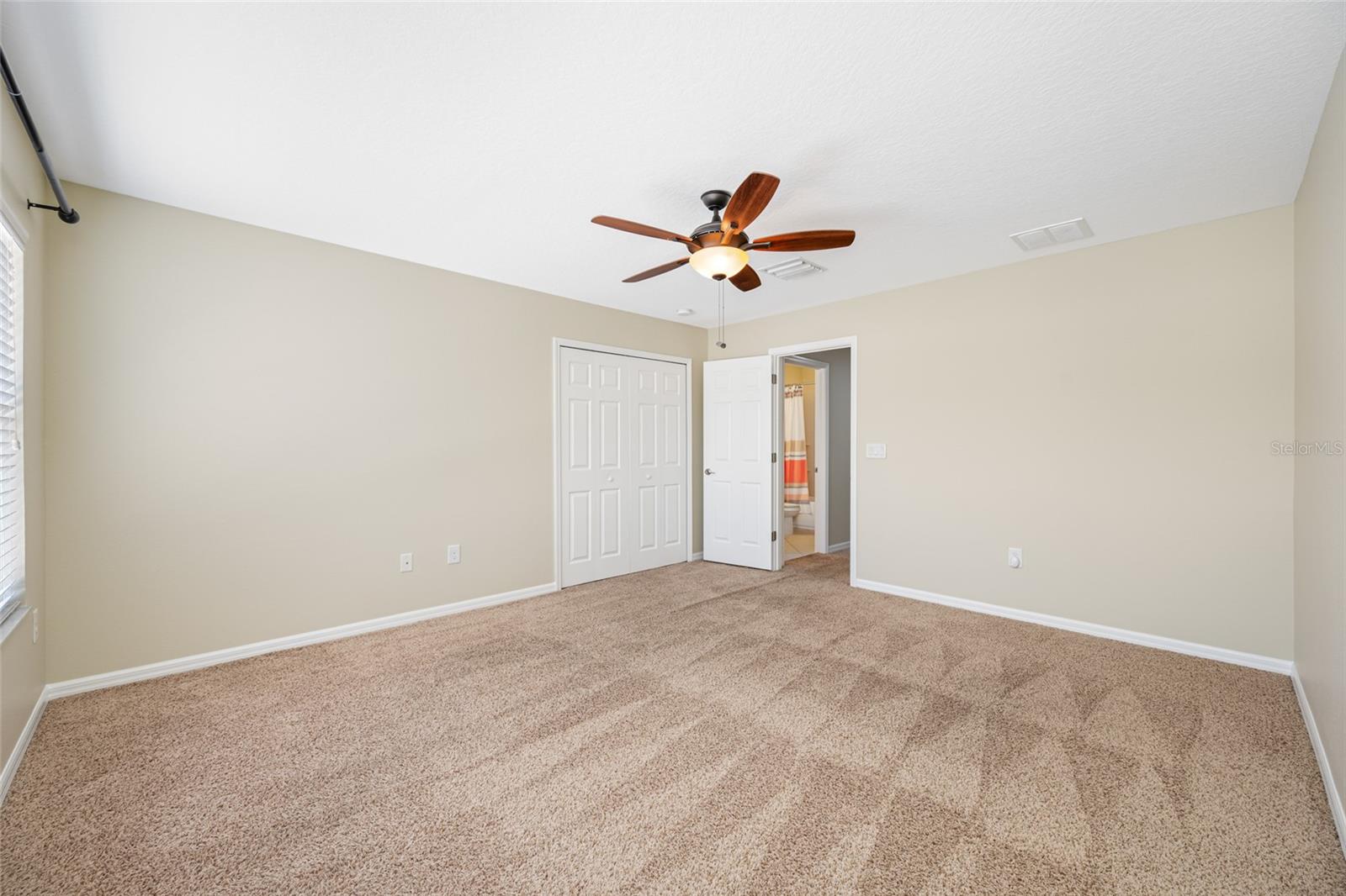 Image 53 of 59 For 2527 Silverback Court