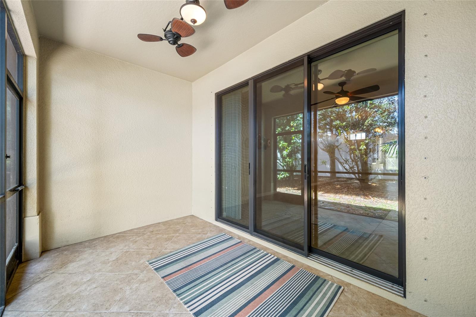 Image 9 of 59 For 2527 Silverback Court