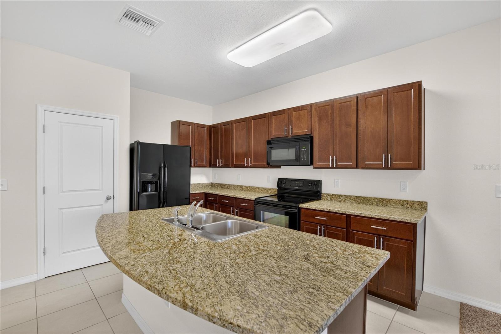 Image 15 of 72 For 8850 Indigo Trail Loop