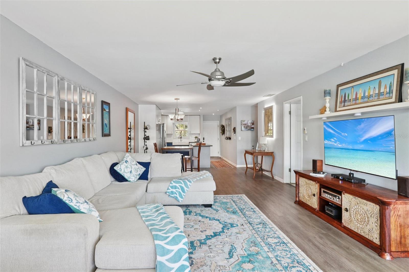 Image 13 of 28 For 3850 13th Avenue N 210